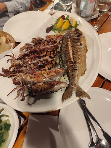 Opinii despre Konoba Galinac în Brela - Gastronomija i ugostiteljstvo