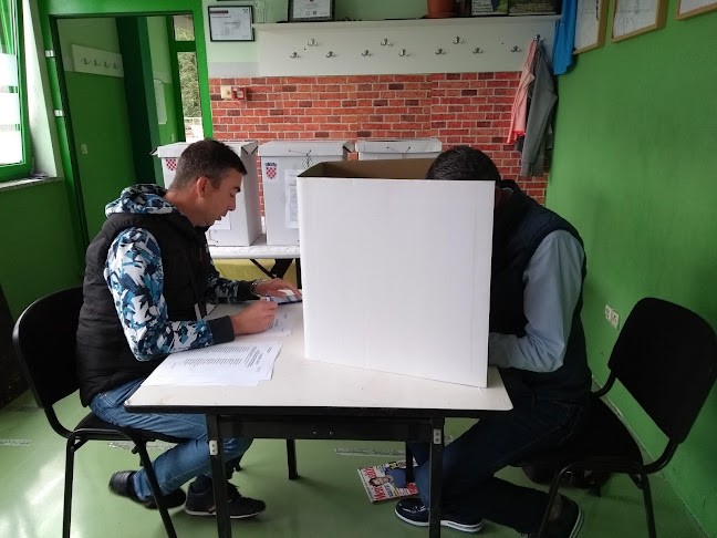 Comentarii opinii despre Lounge bar Green Box