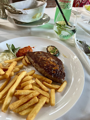 Veli Joze 16, 52440, Poreč