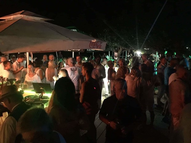 Weiße - Gastronomija i ugostiteljstvo