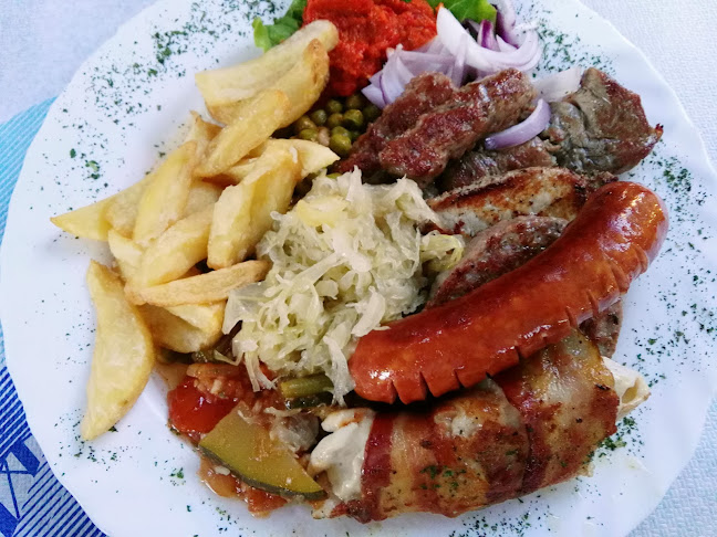 Santa Marina - Gastronomija i ugostiteljstvo