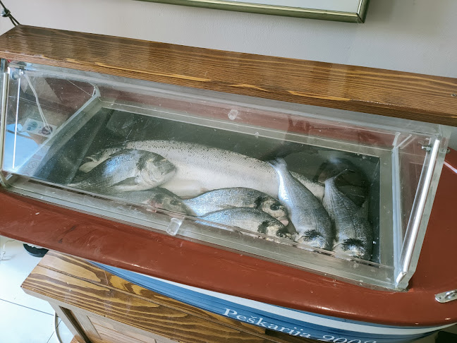 Peškarija - Gastronomija i ugostiteljstvo