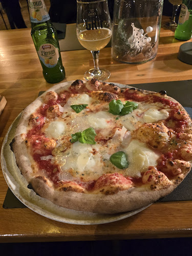 Bistro&Pizzeria Public - Gastronomija i ugostiteljstvo