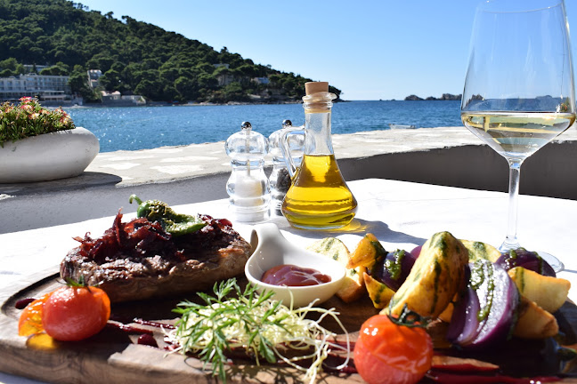 Comentarii opinii despre Taverna | CASA