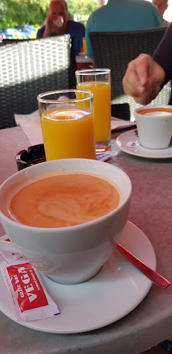 Caffe bar DIVE IN - Gastronomija i ugostiteljstvo