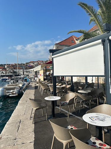 Cafe Bar Mille Naves