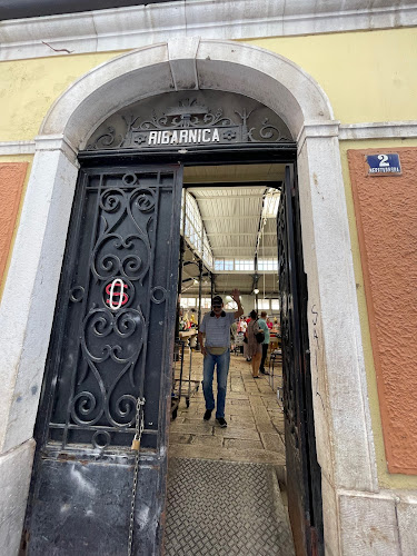 Gradska ribarnica (Peškarija)