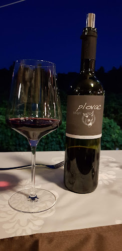 Opinii despre KONOBA MAGIĆ VIS în Vis - Gastronomija i ugostiteljstvo