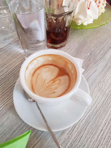 Kavana Toš - Gastronomija i ugostiteljstvo