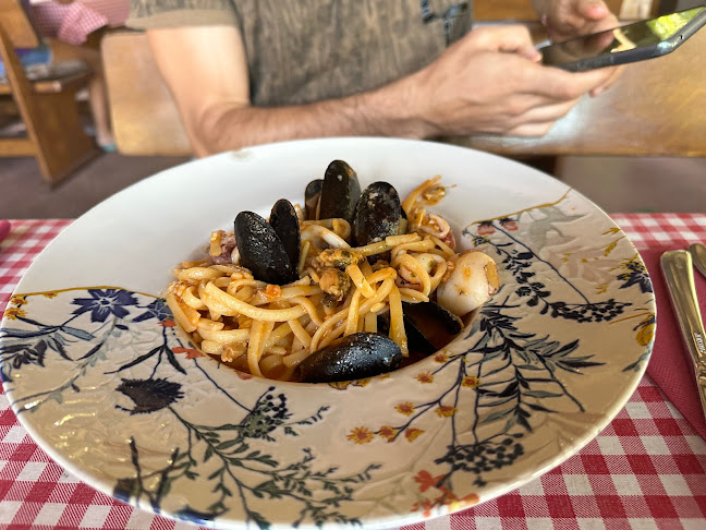 "Kuzina" grill & pizza - Gastronomija i ugostiteljstvo