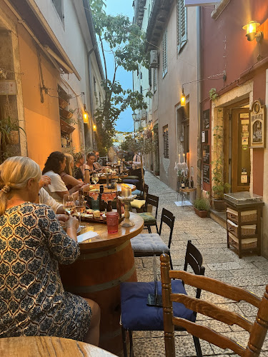 Ribarski pro. 12, 52210, Rovinj