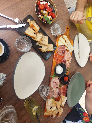 Opinii despre San Servolo Delicatesse & Snack Bar în Rijeka - Gastronomija i ugostiteljstvo