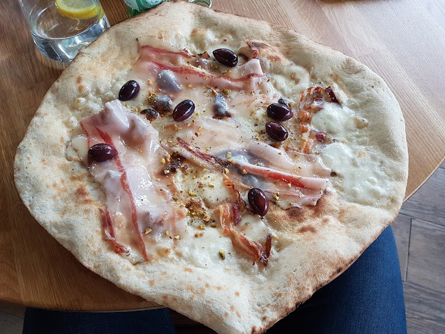 Bistro&Pizzeria Public - Gastronomija i ugostiteljstvo