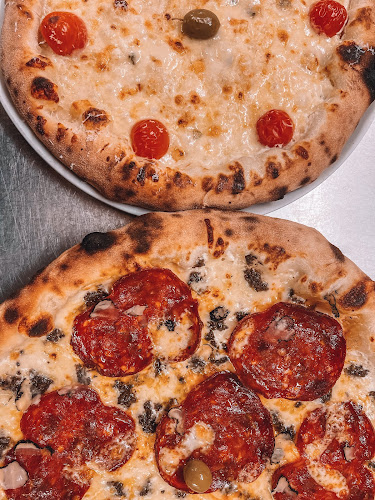 Pizzeria La Contadina