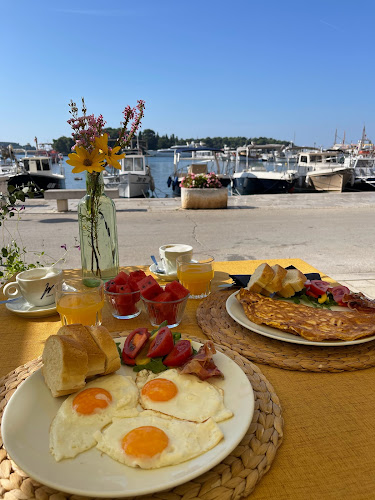 Obala Alda Rismonda 4, 52210, Rovinj