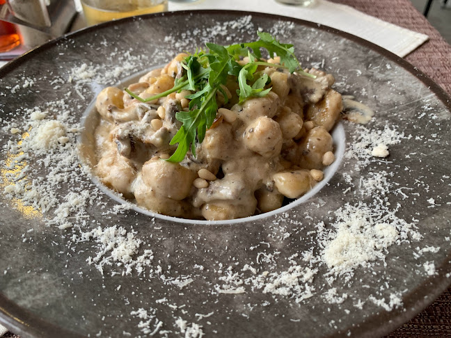 Šetalište Dr. Franje Tuđmana 13A, 21300, Makarska