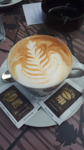 Riva 6, 51000, Rijeka