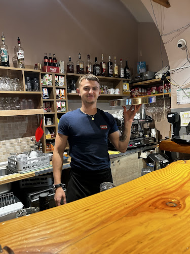 Golden Pub - Gastronomija i ugostiteljstvo