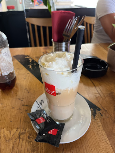 Obala kneza Domagoja 1, 21000, Split