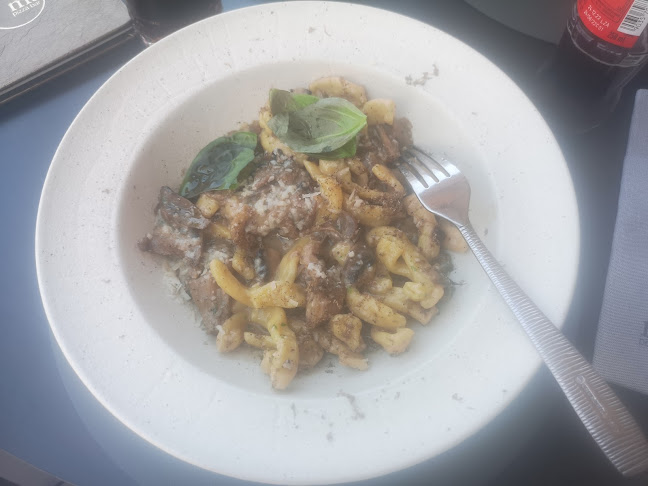 Comentarii opinii despre Pizza bar Maká