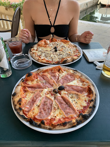 Opinii despre Pizzeria Moka în Poljana - Gastronomija i ugostiteljstvo