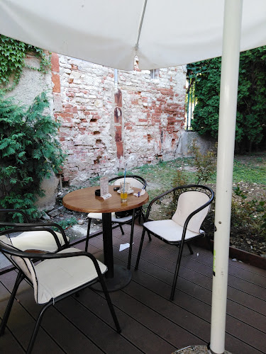 Caffe bar Galerija - Gastronomija i ugostiteljstvo