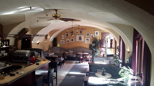 Trg bana Josipa Jelačića 14, 42000, Varaždin