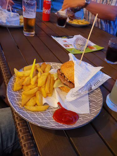 Bistro Petit - Gastronomija i ugostiteljstvo