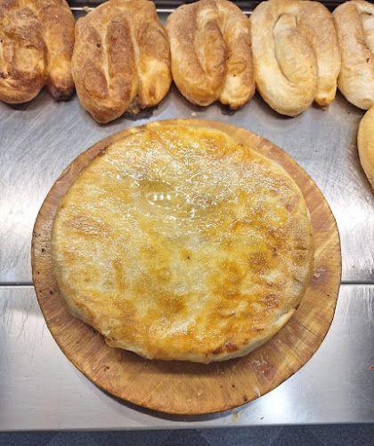 Opinii despre Braća Ibiši: Burek & Savijače în Rijeka - Gastronomija i ugostiteljstvo