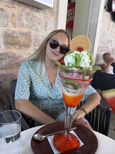 Gelateria RIVA - Gastronomija i ugostiteljstvo