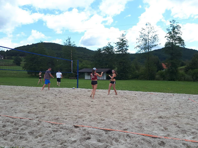 Opinii despre Caffe bar Jezero în Ogulin - Gastronomija i ugostiteljstvo