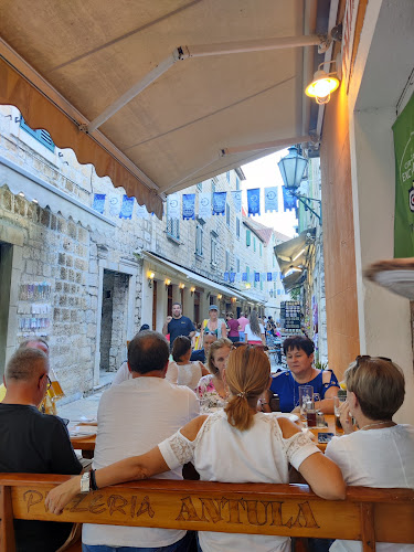 Pizzeria ANTULA - Omiš