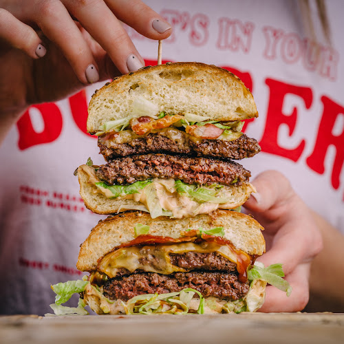 Ul. Josipa Jovića 93, 21000, Split