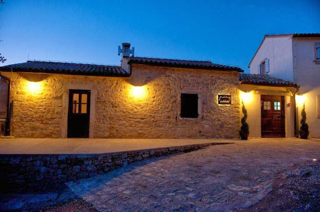 Kaštel 85, 52460, Buje