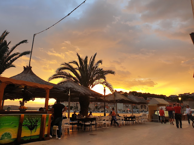 D114 172, 21405, Milna