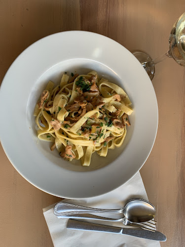 Restoran Momento - Gastronomija i ugostiteljstvo