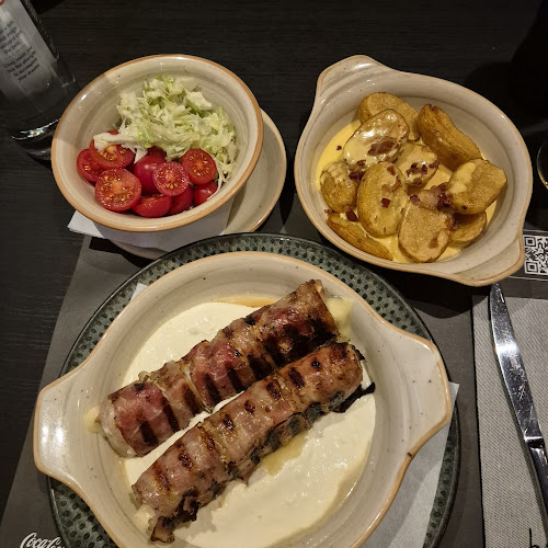 Comentarii opinii despre ​Batak Centar Cvjetni