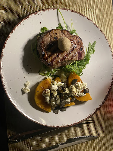 Restoran Fuentes - Gastronomija i ugostiteljstvo