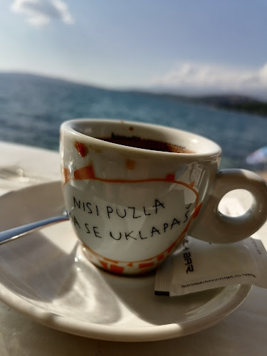 BEBA BEACH BAR - Obrovac