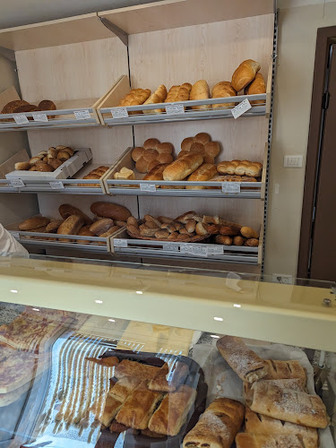 Opinii despre "Briciola" Pekarnica-Panetteria în Brtonigla - Gastronomija i ugostiteljstvo