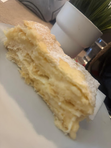 Opinii despre Slastičarnica Sweet Family Samobor în Samobor - Gastronomija i ugostiteljstvo