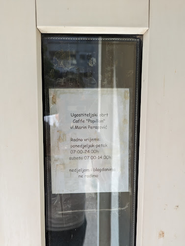 Opinii despre Caffe Papillon în Split - Gastronomija i ugostiteljstvo