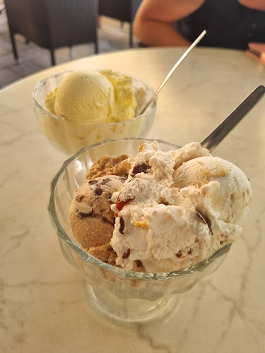 Slastičarnica Pizzeria Susak - Susak