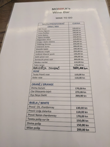 Ul. ban Mladenova 1, 21000, Split