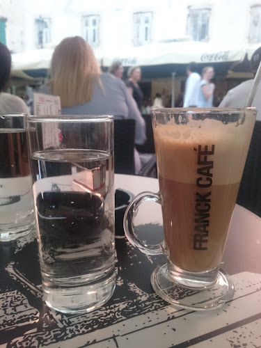 Trg kralja Tomislava, 21230, Sinj