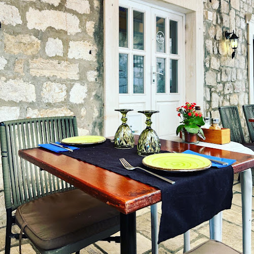 Restaurant Lanii - Gastronomija i ugostiteljstvo