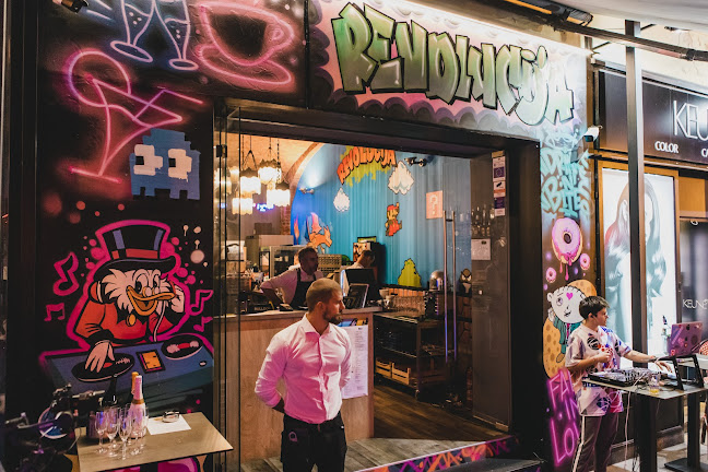 Comentarii opinii despre Revolucija Zagreb