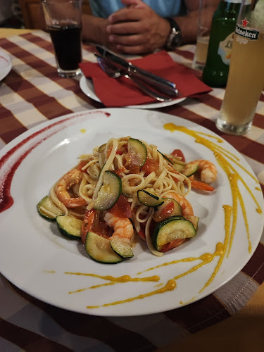 Put Gradine 86, 21220, Trogir