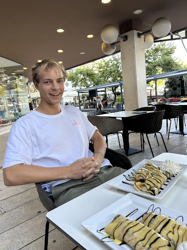 Ul. Ruđera Boškovića 9, 21000, Split