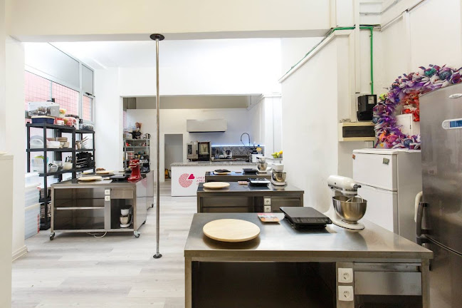 Love is a piece of cake